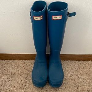 Hunter boots size 6